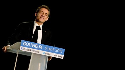 Nicolas Sarkozy donne un discours &agrave; Gouvieux (Oise), le 9 avril 2015. (KENZO TRIBOUILLARD / AFP)