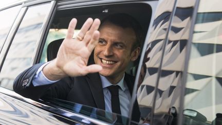 Emmanuel Macron lors d'un déplacement à Bordeaux, le 10 mars 2017. (SEBASTIEN ORTOLA / REA)