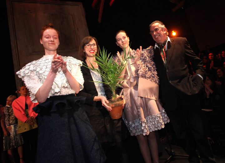 Festival de Hyères : Coralie Marabelle, prix de la ville
 (V. LE PARC)