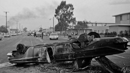  (Le quartier de Watts à Los Angeles durant les émeutes d'août 1965 © SIPA)