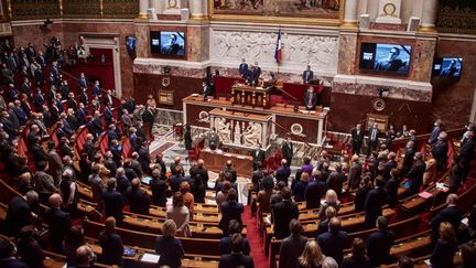 Les députés de l'Assemblée nationale rendent hommage à Samuel Paty (photo d'illustration) le 20 octobre 2020 à Paris. (ANTONIN BURAT / HANS LUCAS / AFP)