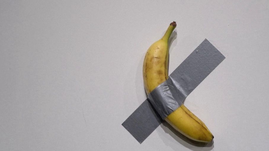 Art contemporain : Une banane vendue à 6,2 millions de dollars lors d’une vente aux enchères