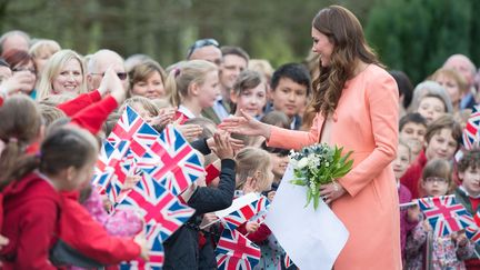 Kate Middleton, duchesse de Cambridge, le 29 avril 2013 &agrave;&nbsp;Winchester (Royaume-Uni). (HUSSEIN SAMIR/SIPA)