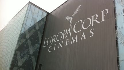 La façade de l'EuropaCorp Cinéma à l'Aéroville de Roissy
 (Jacky Bornet)