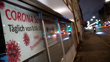 Un centre de test anti-Covid, à Munich, en Allemagne. (SVEN HOPPE / DPA / AFP)