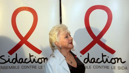 Line Renaud en mars 2009 à Paris pour la 14e édition du Sidaction&nbsp; (JACQUES DEMARTHON / AFP)