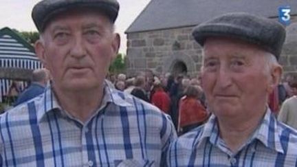 Les frères Morvan, 50 ans de carrière et de chants bretons réunis dans un double CD
 (Culturebox)