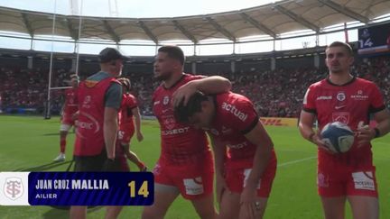 Immediate sanction for Harlequins!  A few seconds after the yellow card received by Jack Walker, Juan Cruz Mallia came to punish the defensive generosity of the English after a superb collective action.  Thomas Ramos converts the try and Toulouse takes a twelve-point lead.