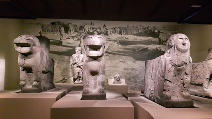 Exposition "Royaumes oubliés", au musée du Louvre, à Paris. (ANNE CHEPEAU / RADIO FRANCE)