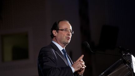 Le candidat socialiste &agrave; la pr&eacute;sidentielle Fran&ccedil;ois Hollande &agrave; Paris, le 2 f&eacute;vrier 2012. (FRED DUFOUR / AFP)