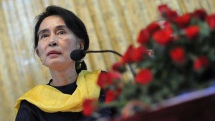 Aung San Suu Kyi, à la fin des travaux sur la nouvelle Constitution, à Rangoon, le 10 mai 2013. (AFP/YE AUNG THU)