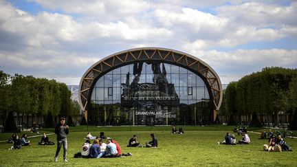 Le Grand Palais Ephémère au Champ de Mars, Paris, inauguré le 3 mai 2021 (CHRISTOPHE ARCHAMBAULT / AFP)