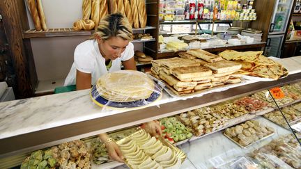 VIDEO. A Marseille, les commerces se préparent pour le mois de ramadan