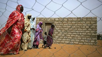 D'anciennes esclaves mauritaniennes dans la banlieue de Nouakchott, le 21 novembre 2006. (REUTERS / Rafael Marchante)