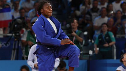 Clarisse Agbégnénou après sa défaite en demi-finales des Jeux olympiques contre la Slovène Andreja Leski, le 30 juillet 2024. (JACK GUEZ / AFP)