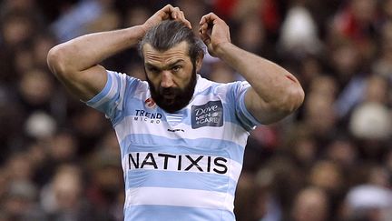 S&eacute;bastien Chabal le 28 janvier 2012 au stade de France &agrave; Saint-Denis (Seine-Saint-Denis) durant un match opposant le Racing M&eacute;tro et le Stade toulousain.&nbsp; (ALEXANDER KLEIN / AFP)