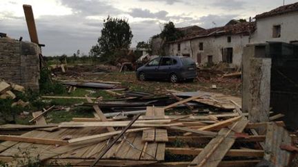 &nbsp; (Dégâts à Sonnac en Charente-Maritime © France Bleu La Rochelle)