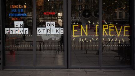 Les employés du Musée d'art moderne Pompidou, à Paris, ont entamé une grève le 16 octobre 2023. (TELMO PINTO / NURPHOTO)