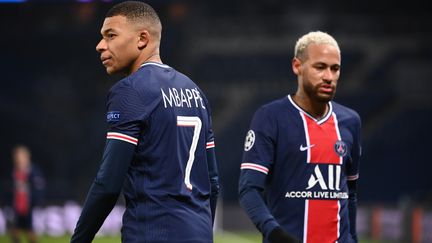 Pas de voie royale en L1 cette saison pour Neymar, Mbappé et leurs coéquipiers. (FRANCK FIFE / AFP)