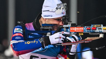 Biathlon : intouchable, Emilien Jacquelin remporte le sprint de Kontiolahti