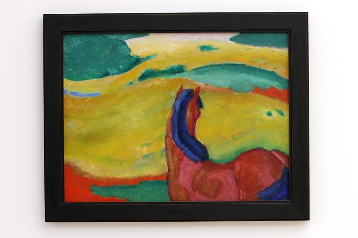  Le cheval en pleine nature de Franz Marc (1910) exposé à la fondation Beyeler de Riehen/Basel 
 (PHOTOPQR/L&#039;ALSACE/MAXPPP)