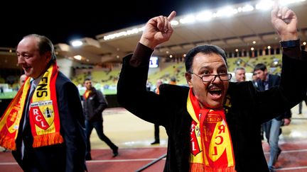 Le pr&eacute;sident du RC Lens Gervais Martel (G) et l'actionnaire principal du club Hafiz Mammadov, lors d'un match &agrave; Monaco, le 26 mars 2014.&nbsp; (  MAXPPP)