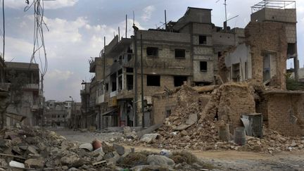 Les rues de Qousseir, ravag&eacute;es par les bombardements, le 20 juin 2012. (ISSEI KATO / AFP)