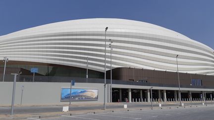 Le stade&nbsp;Al-Wakrah vu de l'extérieur.&nbsp; (VALERIE CROVA/RADIOFRANCE)