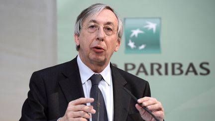 Georges Chodron de Courcel, directeur g&eacute;n&eacute;ral d&eacute;l&eacute;gu&eacute; de BNP Paribas, lors d'une conf&eacute;rence de presse &agrave; Paris, le 14 f&eacute;vrier 2013. (BERTRAND GUAY / AFP)