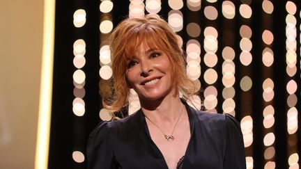 Mylène Farmer au Festival de Cannes, le 21 juillet 2021. (VALERY HACHE / AFP)