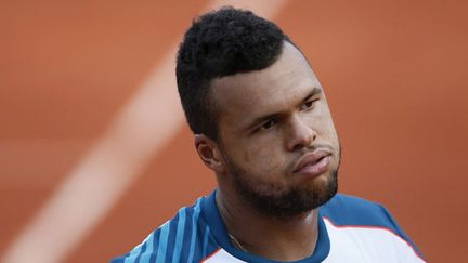 Jo-Wilfried Tsonga devra revenir lundi pour finir son match