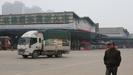 Un marché de Wuhan (Chine), le 1er décembre. (KOKI KATAOKA / YOMIURI)