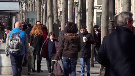 Consommation : les Français de classe moyenne ont davantage recours au crédit (France 3)