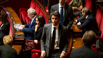 Gabriel Attal, ancien Premier ministre, député et président du groupe Ensemble pour la République (EPR), lors de la séance des questions au gouvernement à l'Assemblée nationale à Paris, France, le 26 novembre 2024. (TELMO PINTO / NURPHOTO)