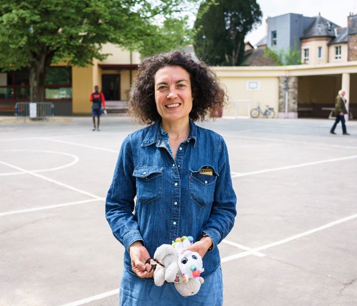 Isabelle&nbsp;a voté&nbsp;à&nbsp;Rennes, au second tour de l'élection présidentielle, le 24 avril 2022. (QUENTIN VERNAULT / HANS LUCAS / FRANCEINFO)