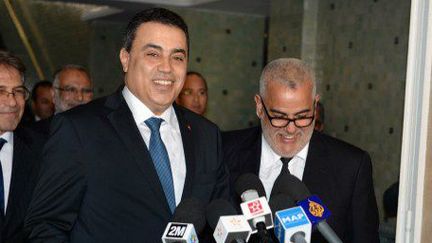 Le Premier ministre tunisien, Mehdi Jomaa, lors d'une conférence de presse conjointe avec (à sa gauche) son homologue marocain, Abdelilah Benkirane, à Rabat le 13 février 2014. (AFP  - FADEL SENNA)