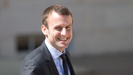 Emmanuel Macron, à la sortie de l'Elysée, le 4 mai 2016.&nbsp; (YANN BOHAC / CITIZENSIDE / AFP)