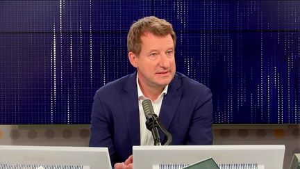 Yannick Jadot, candidat écologiste à la présidentielle, invité de franceinfo le 11 octobre 2021.
 (FRANCEINFO / RADIO FRANCE)