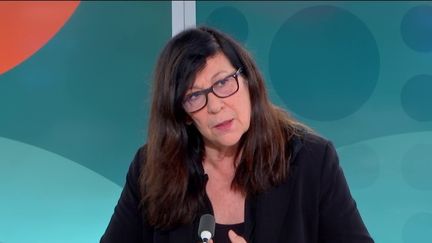 Attaque au couteau : la prise en charge des personnes radicalisées condamnées « commence dès leur entrée en prison », indique Véronique Brocard, journaliste et autrice du livre "Les sortants" (Franceinfo)