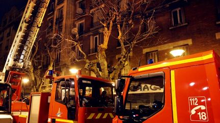 Saint-Denis : un immeuble insalubre prend feu