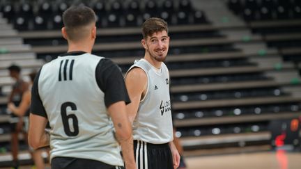 Nando De Colo à l'entraînement avec l'Asvel, à Villeurbanne, le 25 août 2022. (MAXPPP)