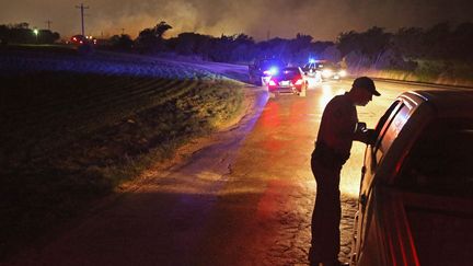 L'explosion a projet&eacute; une boule de feu d'une trentaine de m&egrave;tres de large dans l'air. (CHIP SOMODEVILLA / GETTY IMAGES / AFP)