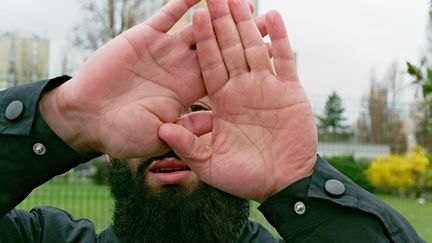 Mourad&nbsp;Lamsanes à Villemomble (Seine-Saint-Denis), le 24 janvier 2004. (MAXPPP)