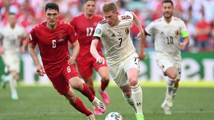 Le Belge Kevin De Bruyne, détonateur de la victoire des Diables Rouges contre le Danemark (2-1), jeudi 17 juin 2021. (STUART FRANKLIN / POOL)