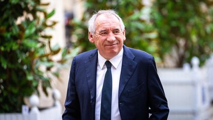 Le président du MoDem, François Bayrou, dans la cour de Matignon, à Paris, le 18 septembre 2023. (XOSE BOUZAS / HANS LUCAS / AFP)