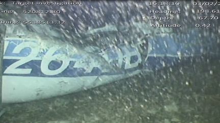 Des images vidéo ont permis de repérer un corps dans l'épave de l'avion transportant le footballeur italo-argentin Emiliano Sala, le 4 février 2019. (HO / AAIB)