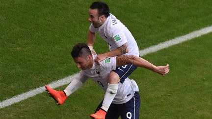 Avec le but de Mathieu Valbuena contre la Suisse, le 20 juin &agrave; Salvador, la France est plus que jamais en selle pour les huiti&egrave;mes. (DIMITAR DILKOFF / AFP)