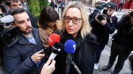 L'écrivaine française Virginie Despente devant le restaurant Drouant le 4 novembre 2019 lors de la remise du Prix Goncourt, dont elle a été jurée de 2016 à 2020 (MICHEL STOUPAK / NURPHOTO)