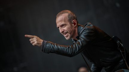 Calogéro au festival Beauregard, le 7 juillet 2024. (DAMIEN DESLANDES  / MAXPPP)