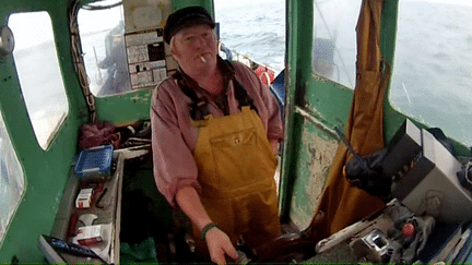 Gaston Guillou, "le pêcheur à la barrique" de La Rue Ketanou
 (France 3 / Culturebox)